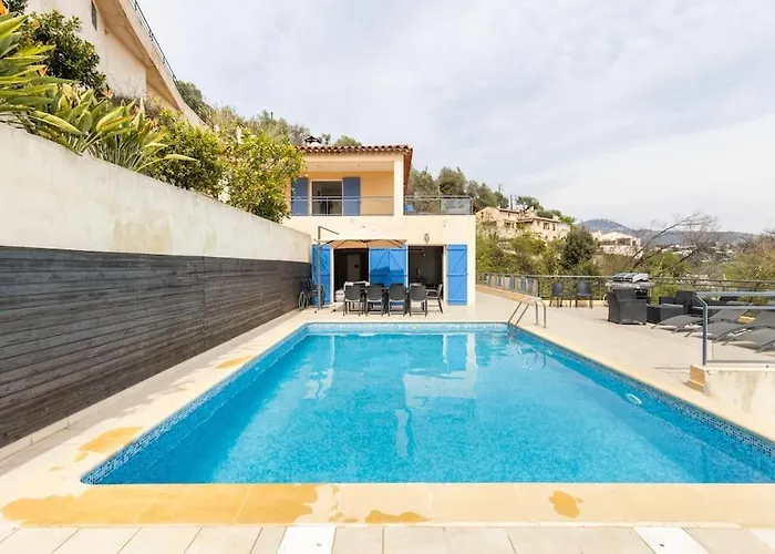 Spacieuse Nicoise Au Calme Avec Piscine فيلة نيس
